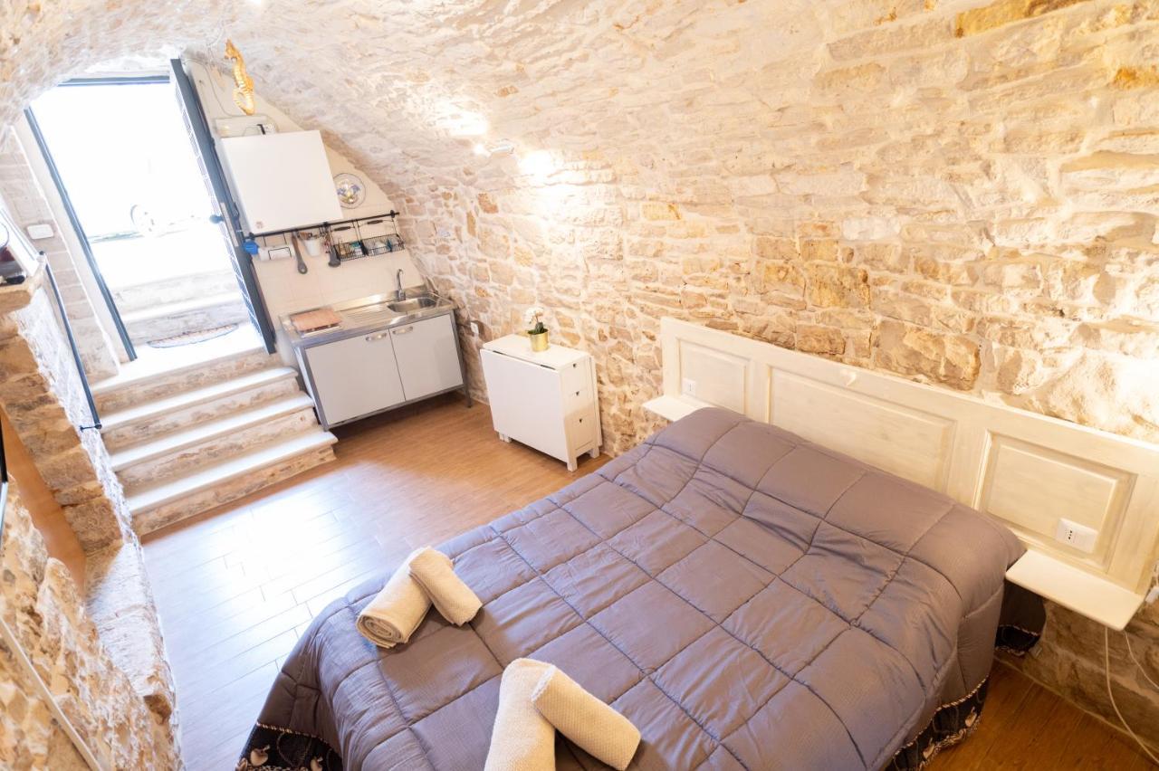 Piccola Pietra Bianca Hotell Giovinazzo Exteriör bild
