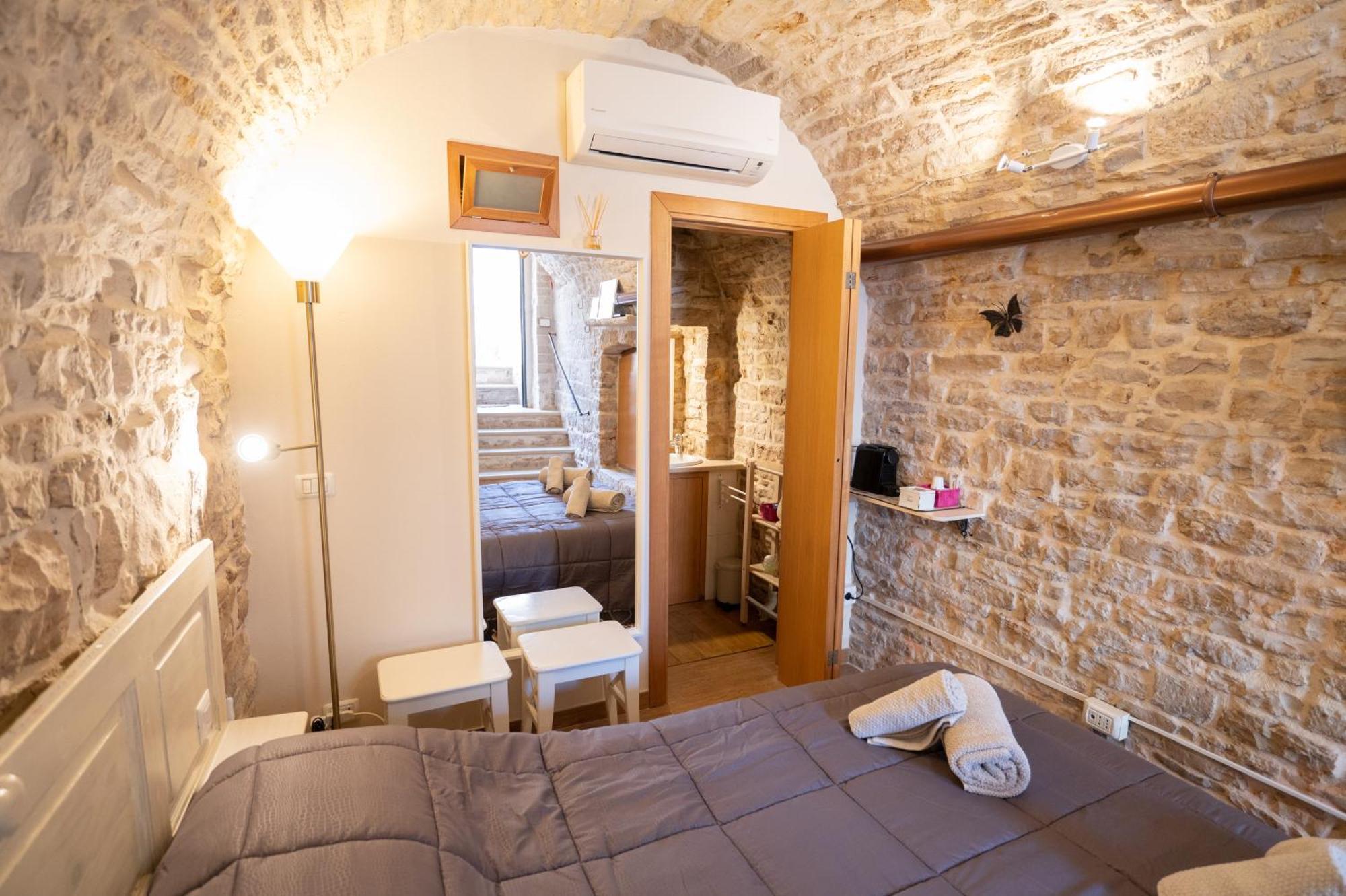 Piccola Pietra Bianca Hotell Giovinazzo Exteriör bild