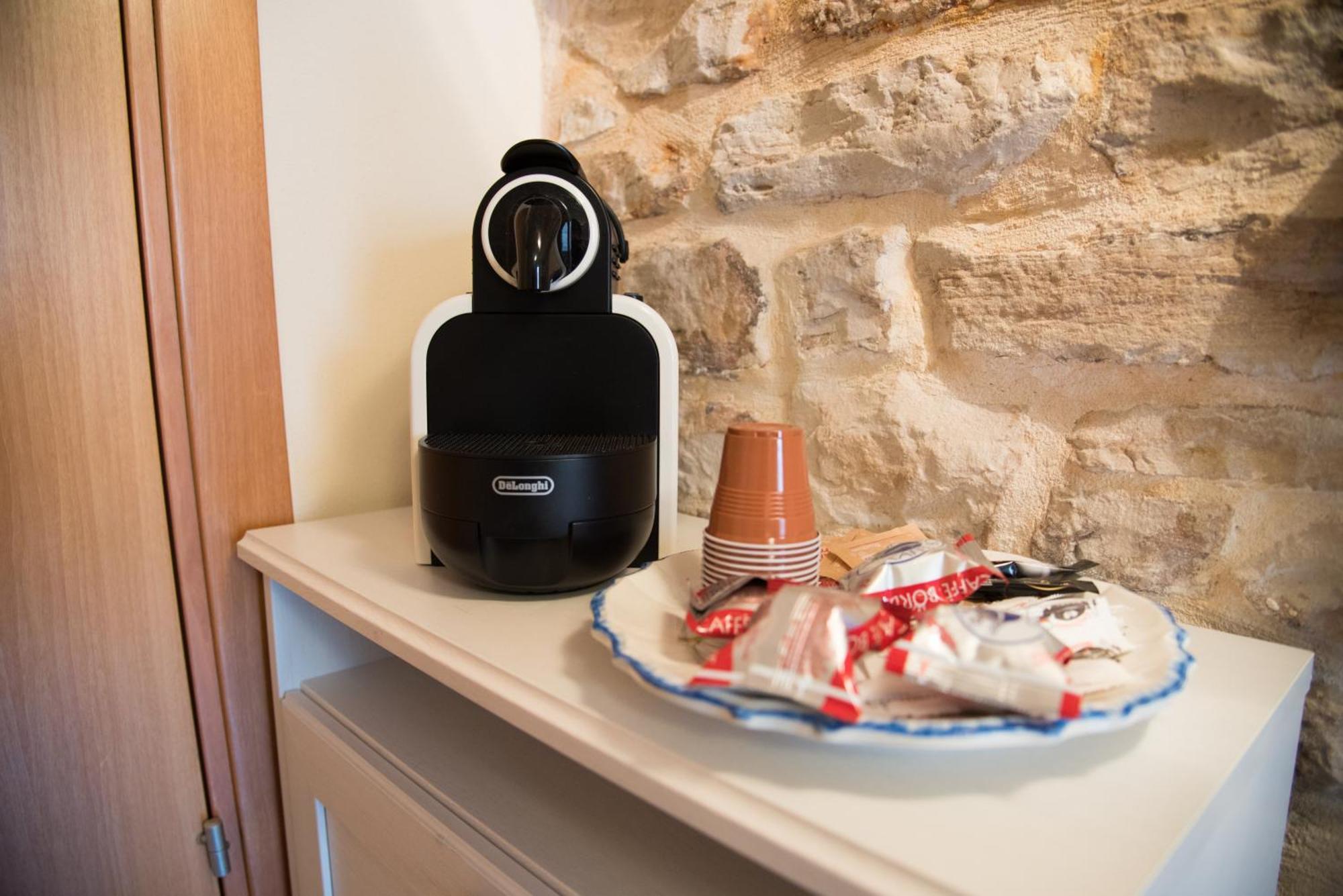 Piccola Pietra Bianca Hotell Giovinazzo Exteriör bild